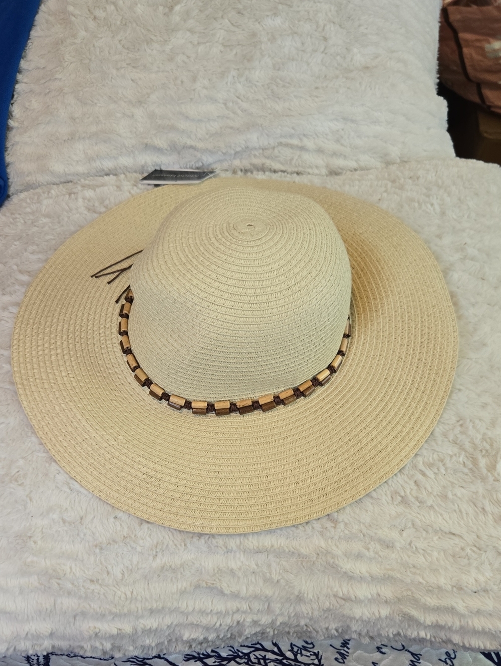 Women’s Wide Brim Straw Sun Hat - Cream with Decorative Beaded Band